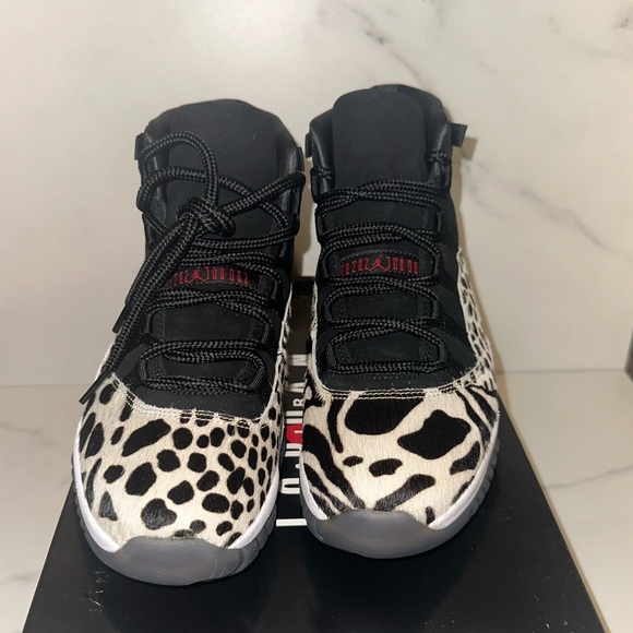 Air Jordan Retro 11 Women’s size 10.5 Animal Instinct - Picture 4 of 8